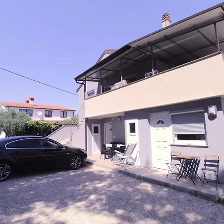 Apartments With Parking Space Basanija, Umag - 27263 Savudrija