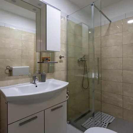 With Parking Space Basanija, Umag - 27263 شقة