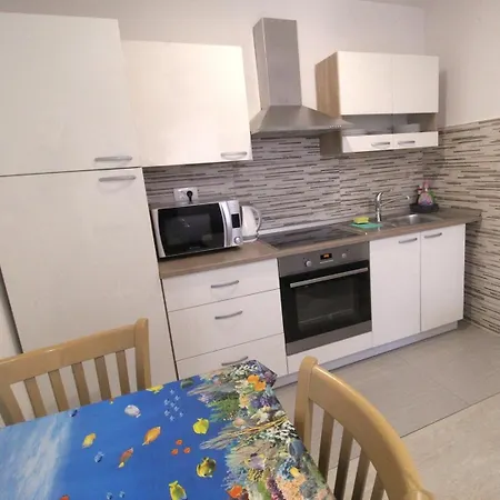 Apartmán Apartments With Parking Space Basanija, Umag - 27263