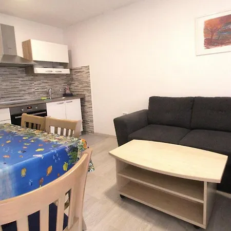 With Parking Space Basanija, Umag - 27263 سافودغيا